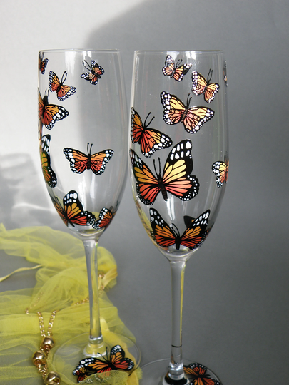 Monarch Butterflies Toasting Flutes Set Of 2 Personalized Champagne Glasses Wedding Or Anniversary