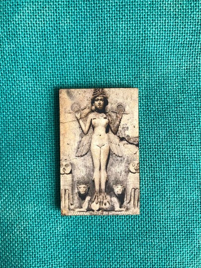 Inanna Wooden Needle/Cover Minder | Epic Of Gilgamesh