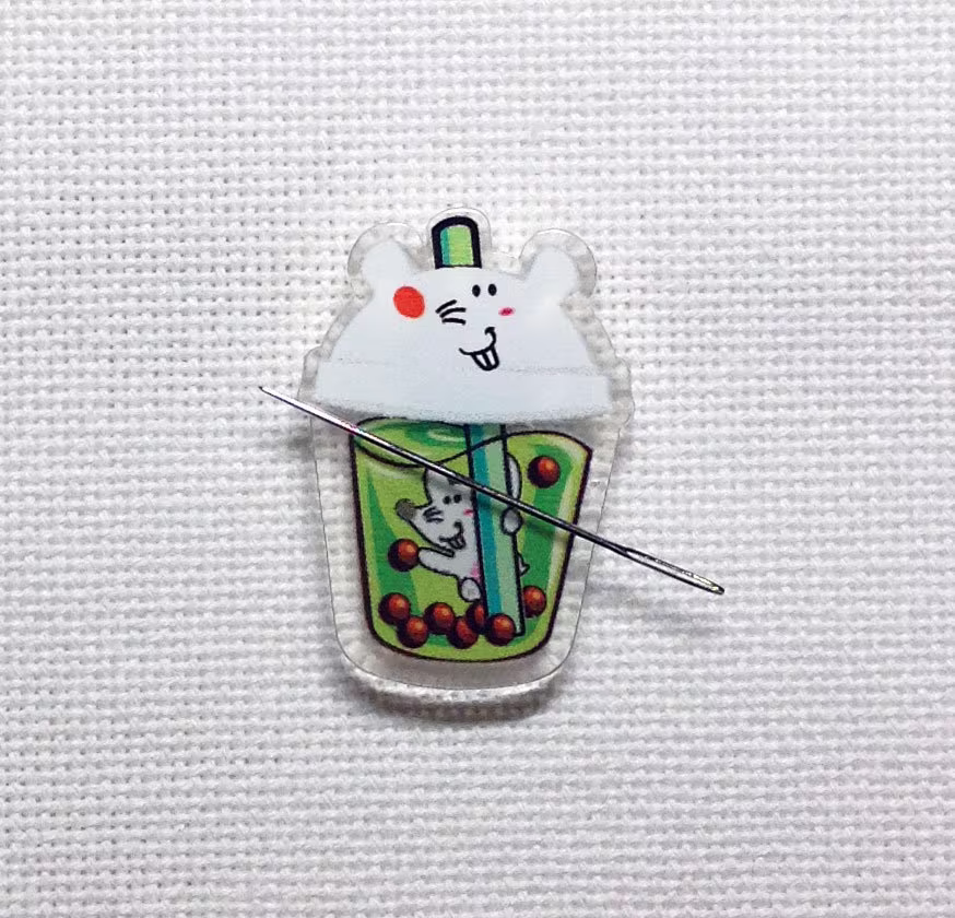 Mouse Tea Needle Minder For Cross Stitch | Embroidery