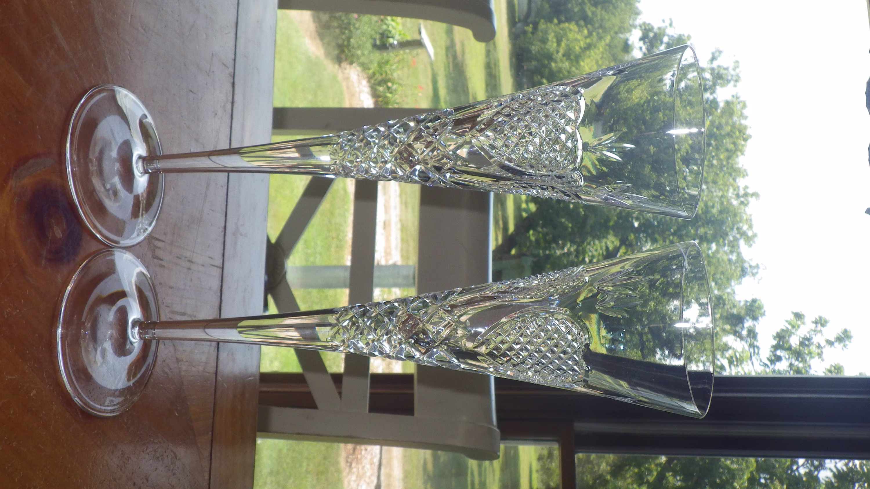 Cut Crystal Champagne Flutes Glasses Wedding Toasting Stems 2 7Oz 10.75