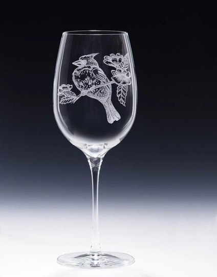 Laser Engraved Cardinal Wine Glass | 16 Ounces Bird Gift