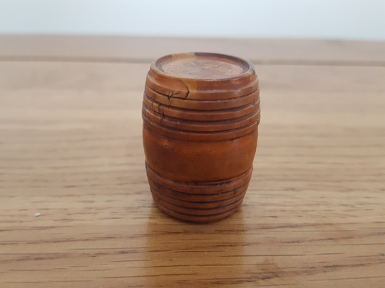 Antique Carved Wood Barrel Design Dice Shaker With 3 X Glass