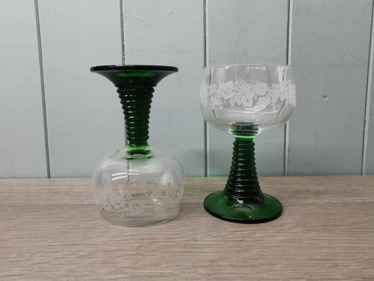 Pair Vintage French Wine Glasses, Measure 11.2cm Tall, Small Drinks Glasses