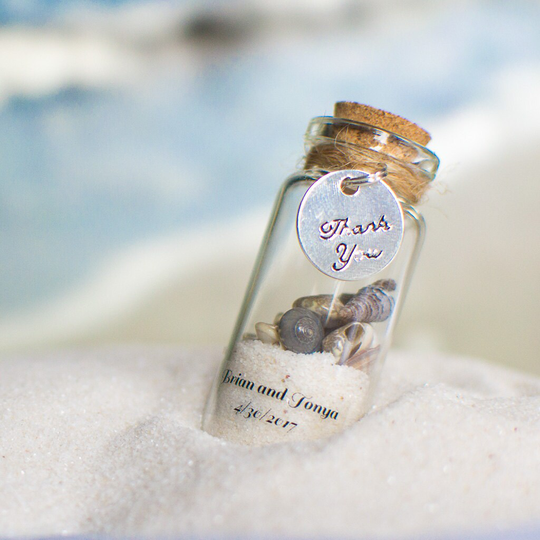 25 Beach Favours With Magnets - Wedding Personalized Sand & Shell Bottle Favours/Wedding Favors/Destination Wedding, Nautical Theme