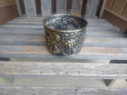 Vintage El De Uberti Italian Silver Plated & Gold Accent Wine Or Champagne Holder With Grape Vine Made in Italy
