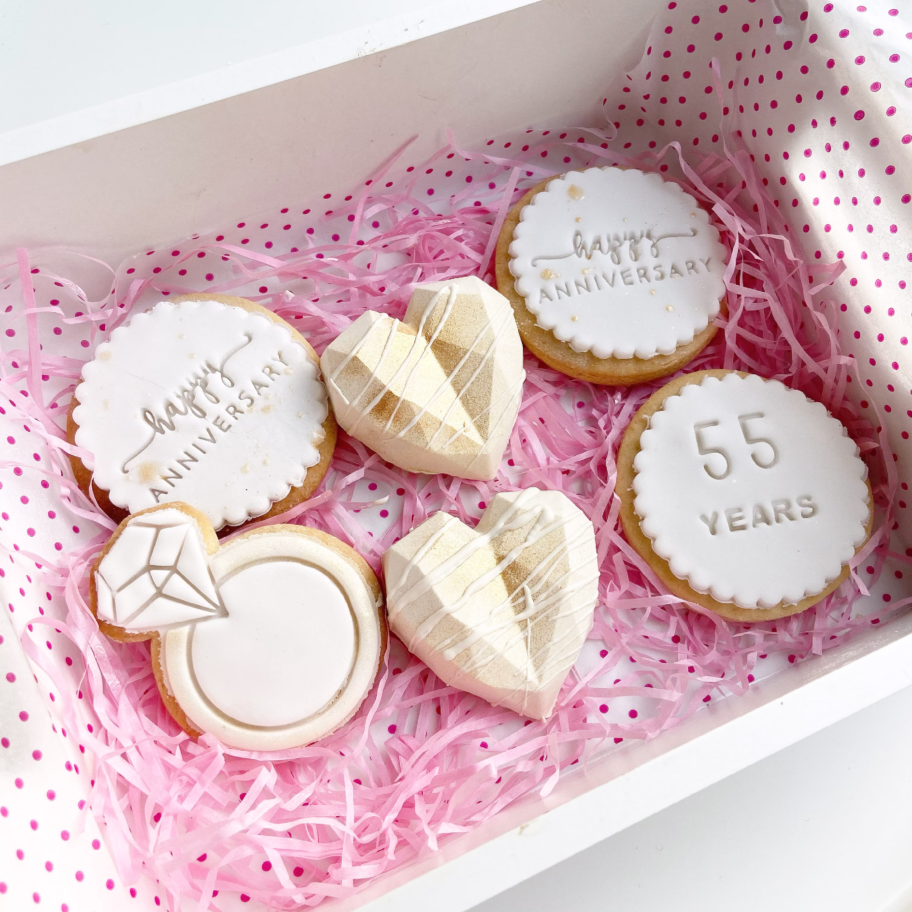 Personalised Happy Anniversary Biscuit Geo Heart Box | Biscuits & Chocolate Gifts For Couples Wedding Years Ring