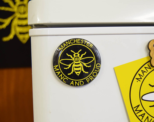 Manc & Proud Yellow Manchester Bee Magnet - Made in UK Worker Mancunian Gift Fridge
