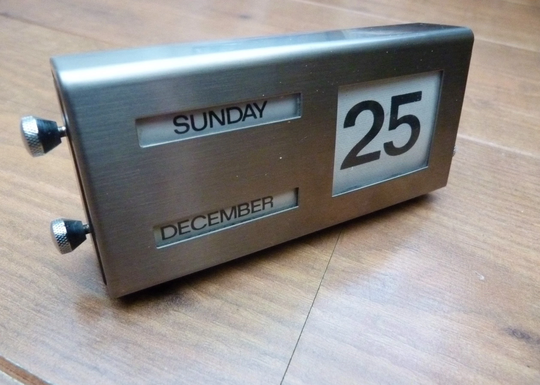 Vintage Perpetual Calendar Desk Stainless Steel Silver Colour 1970S Made in England