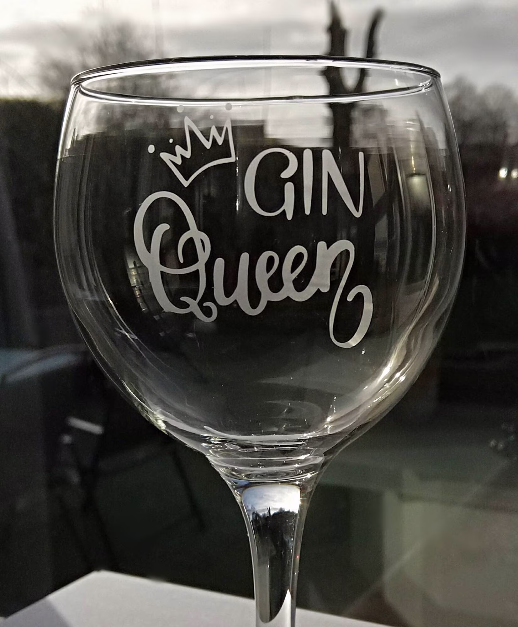 Large Engraved Gin Balloon Glass, Queen, Crown, New