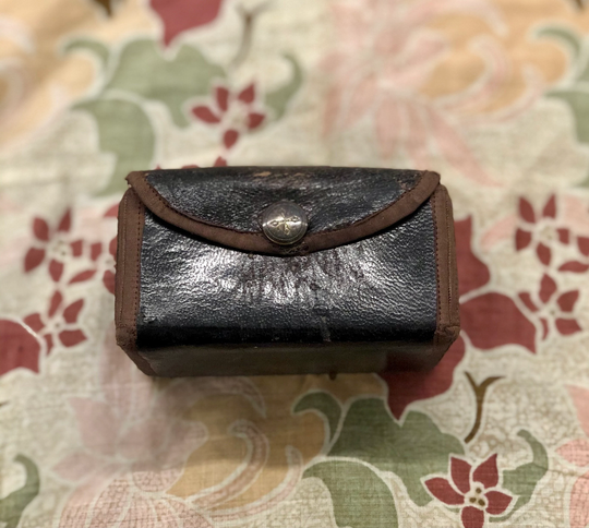 Antique Shaker Community Sewing Box & Thimble