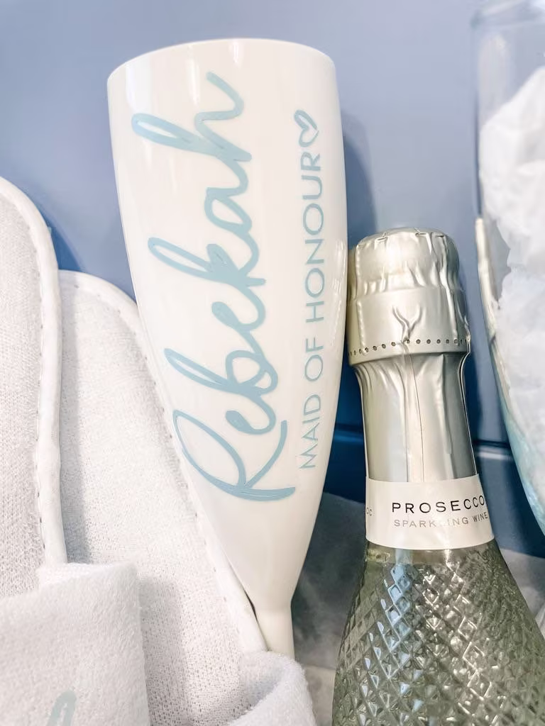 Bridesmaid Wedding Wine Glasses White Plastic, Maid Of Honour, Champagne Flutes