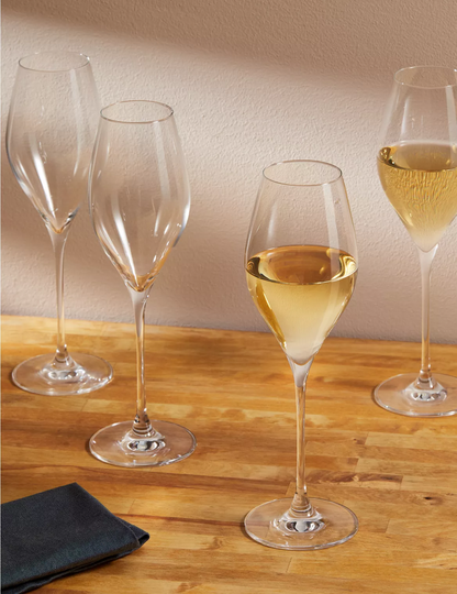 Set of 4 White Wine Glasses beige