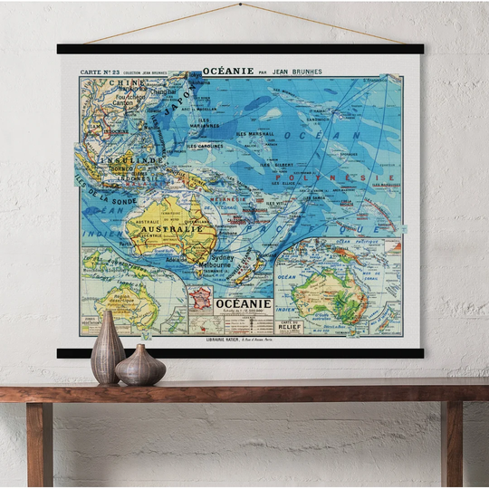 'Océanie' Graphic Art Print Poster