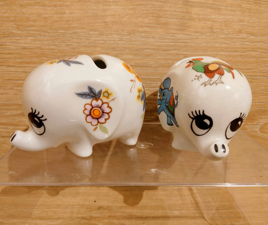 Cute Little Pair Of Kitsch Vintage Ceramic Elephant Money Boxes By Surrey Ceramics. Made in England