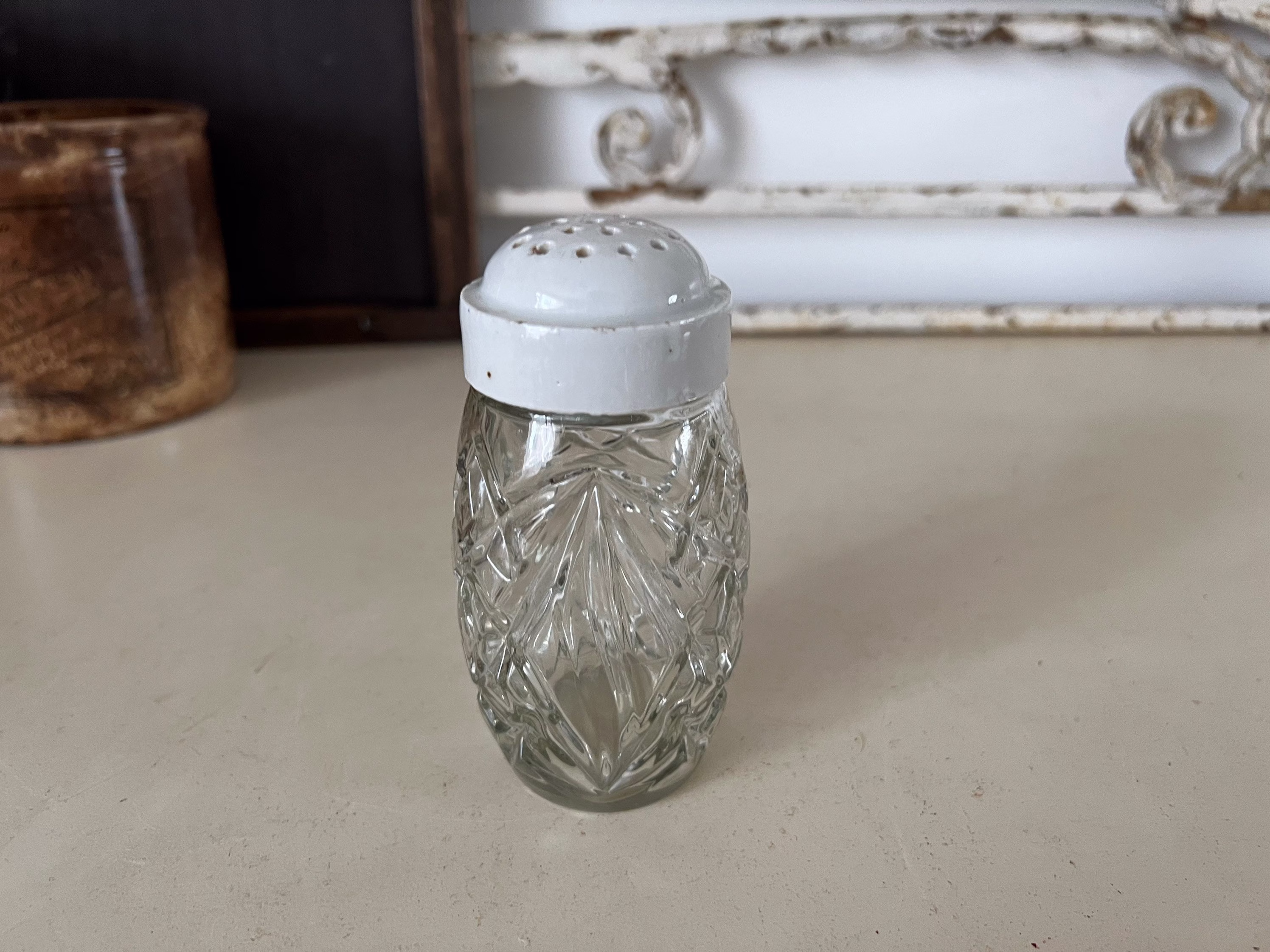 1x Antique White Ironstone & Glass Sugar Sifter - Shaker