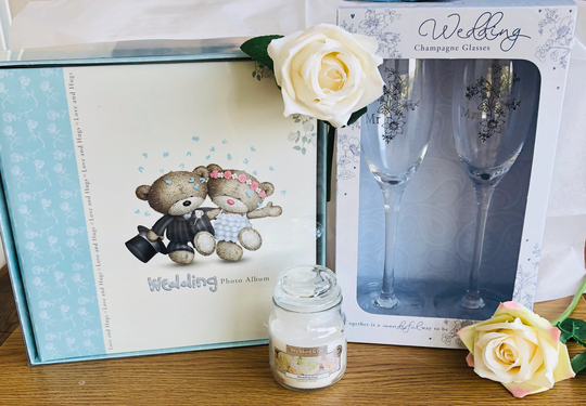 Wedding Glasses Gift Set | Happy Couple Day Box Photo Album Bride & Groom Mr & Mrs