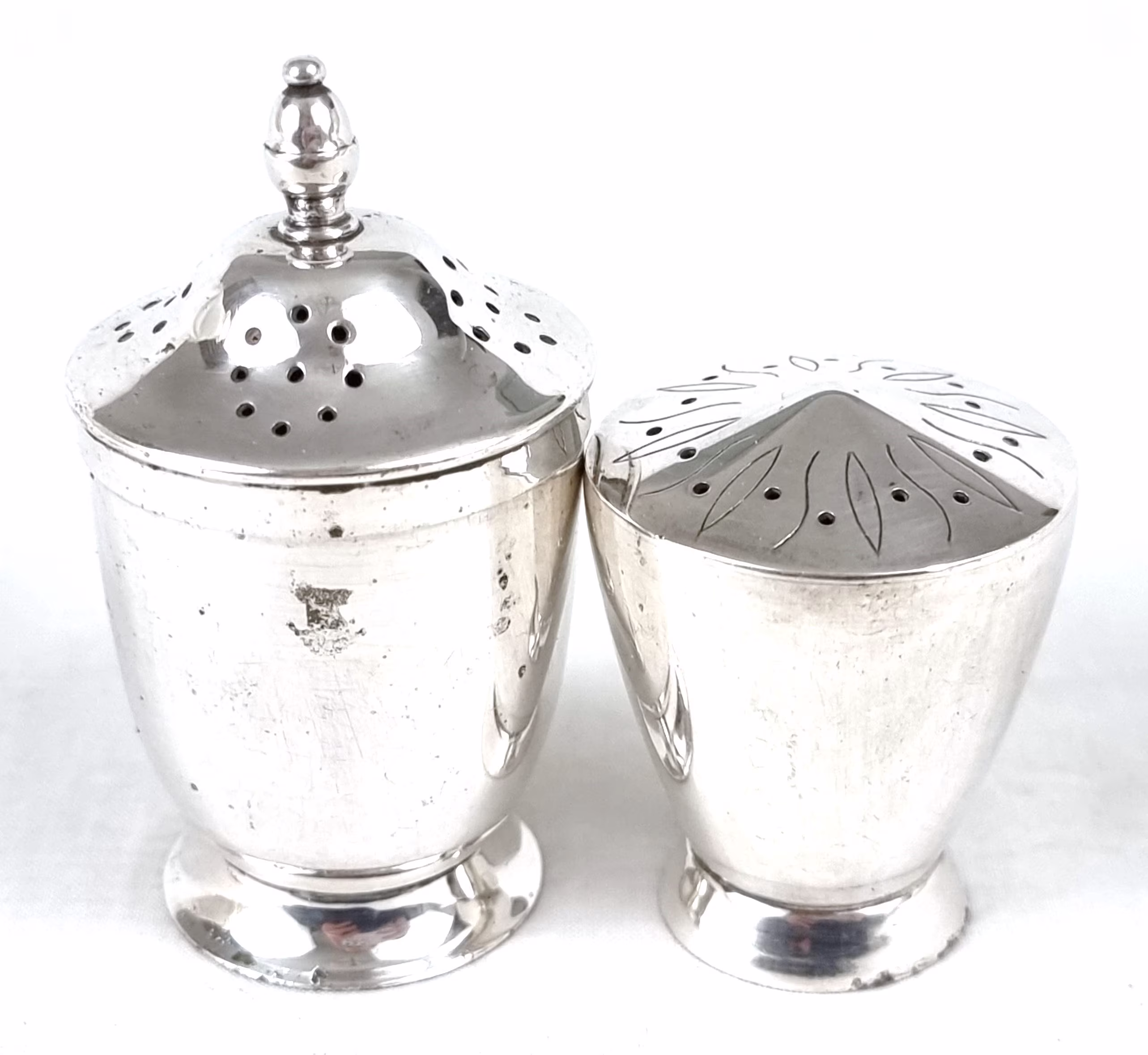 Vintage Shakers, Pepper Georgian Style, Silver Plate, Angora, Retro Home, Elegant Table, Place Settings, Salt Decorative