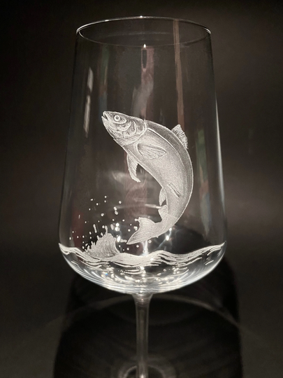 Fishing Gifts - Salmon Gifts Fly Wine Glass For Dad Hand Engraved Him -Beer