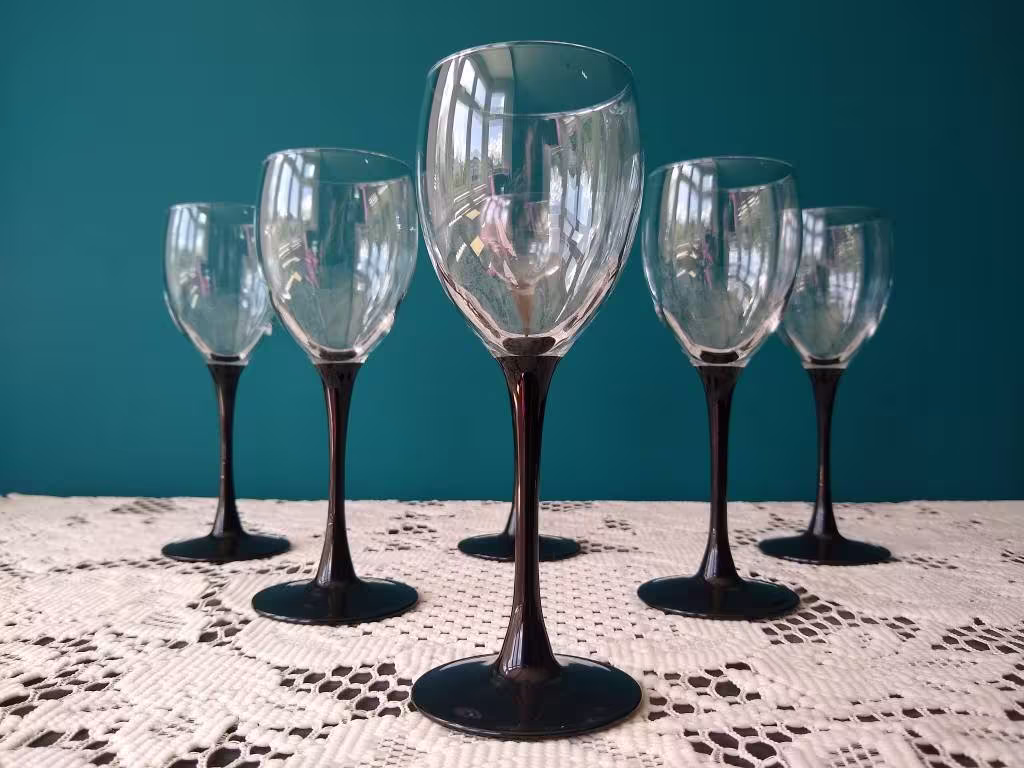 Luminarc Wine Glasses - Black Stem 1970's French Vintage