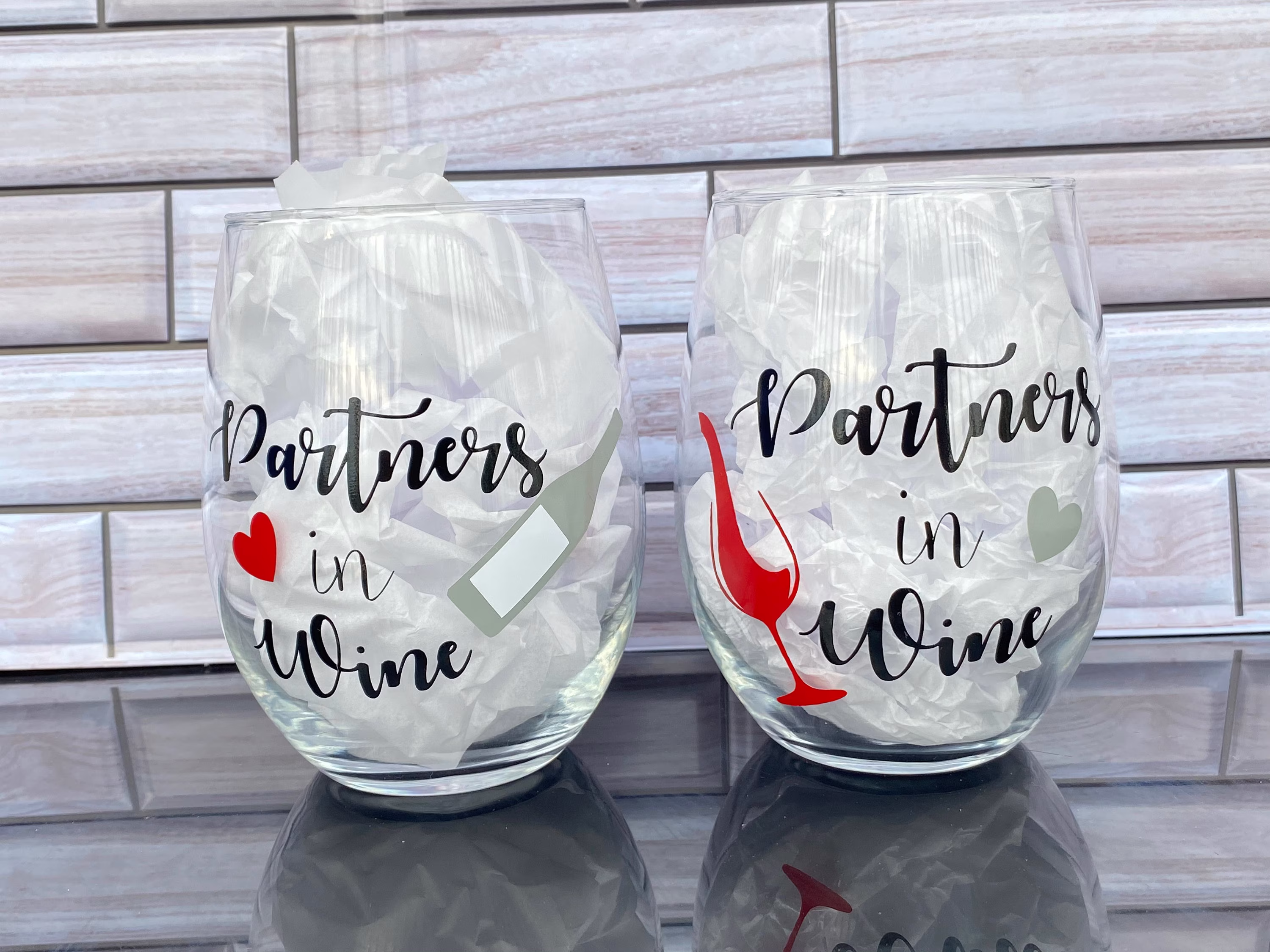 Partners in Wine Best Friend Glass Set