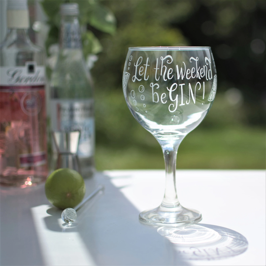 Let Christmas Be-Gin, Personalised Gin & Tonic Glass Hand Engraved With Any Message - Xmas Copa Balloon Glass For Spirit & Mixer