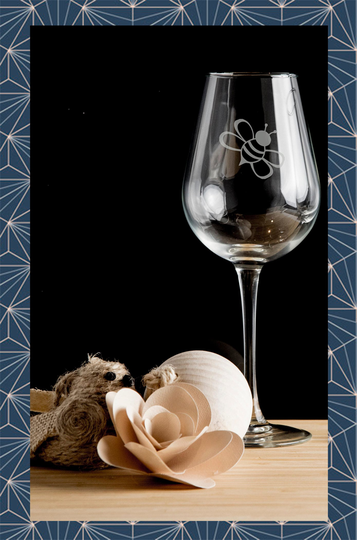 Bumble Bee Engraved On Wine Glass. Beautiful Etched Personalised With Any Name. Design Won't Wear Off Like Vinyl.62