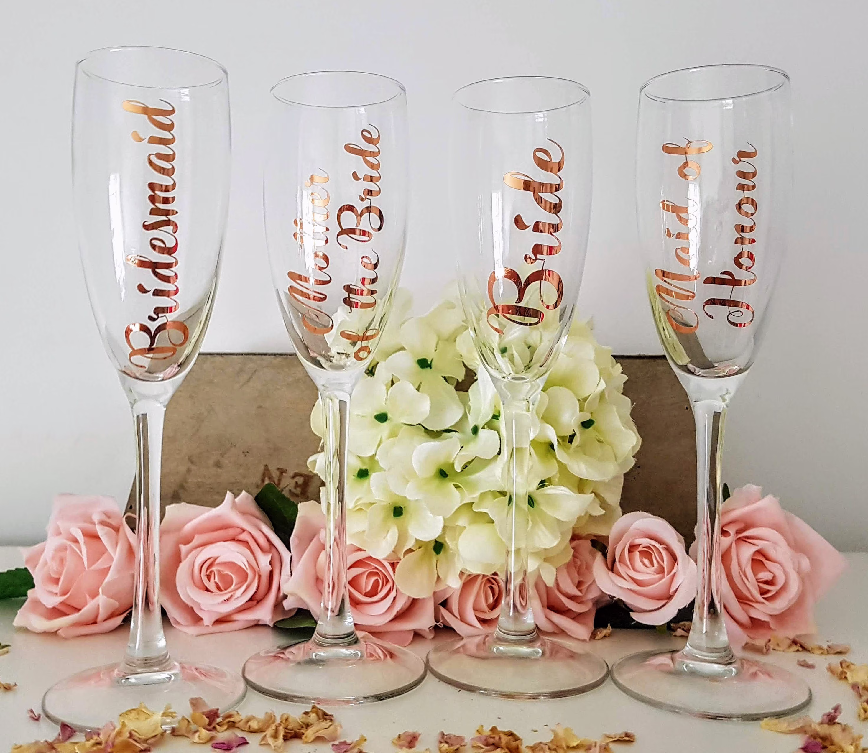 Wedding Glasses, Champagne Flutes, Bridesmaid Champagne Bridal Party Happy Couple Gift, Bride Gift, Gift