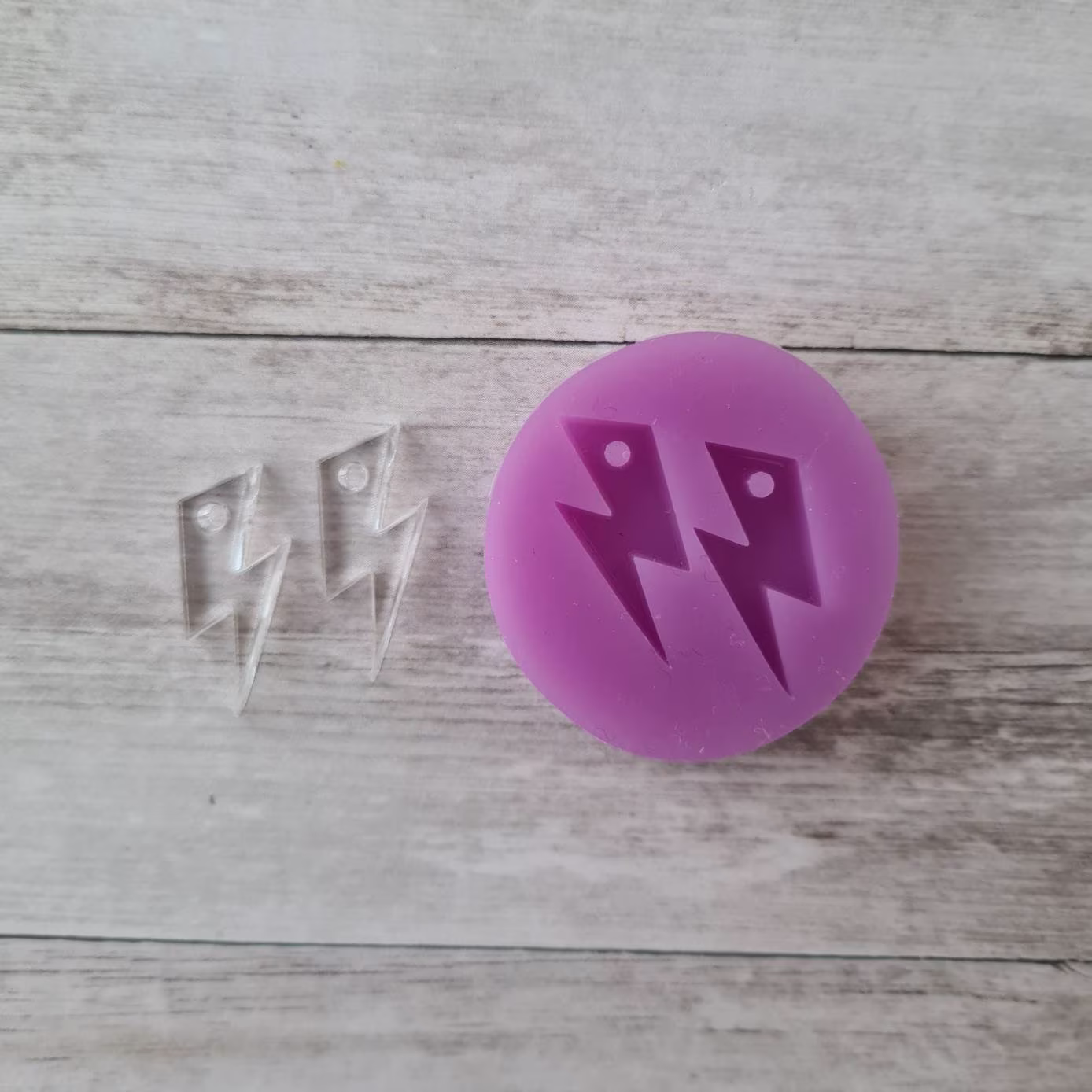 Dangle Earrings Mold - 20mm Thunder Bolt Resin Mold, Flexible Silicone Polymer Clay Supplies, Supplies