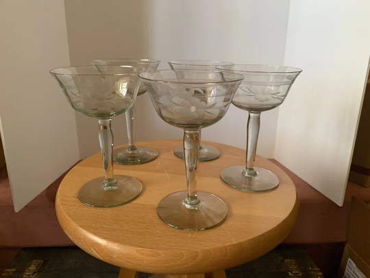 1930S Tiffin-Franciscan Pattern #15071-7 | Stem 15042 Crystal Champagne Glasses Or Tall Sherbets | Set Of 5; 1 Is Chipped