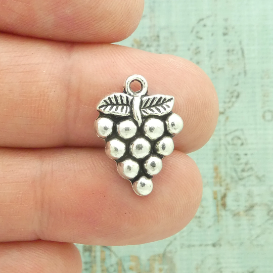 10 Grape Cluster Charms Silver By Tijc Sp2114