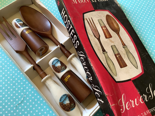 Nos Teak Salt & Pepper Salad Tongs, Wood Server Set, Royal Gorge, Colorado Souvenir, Retro Pepper