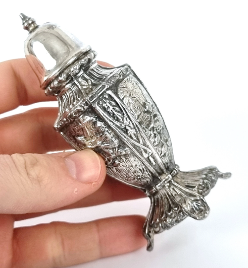 Vintage Shaker, Pepper Weidlich Bros, American Tableware, Dutch Scenes, Pattern, Worn Silver Plate, Cottage Chic, Unique Item
