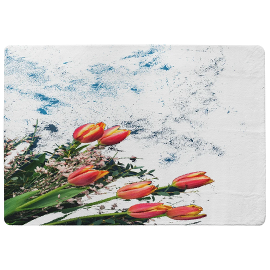 Nashwauk Shaggy White Area Rug