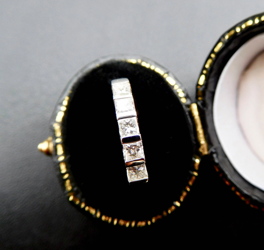 18Ct White Gold & Five Stone Princess Cut, Contemporary Cut Diamond Eternity Ring, Bar Set Wedding Ring
