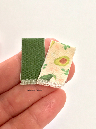 Dollhouse Towel Set - 2 Pack - 112Th Scale - Dollhouse Kitchen - Furniture - Miniature Towel - Tiny Miniatures - Cloth