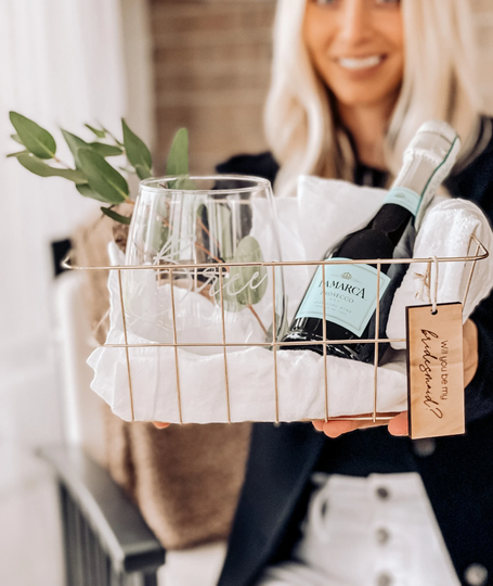 Bridesmaid Gift. Proposal. Wedding Custom Wine Glass. Gift Basket. Personalized