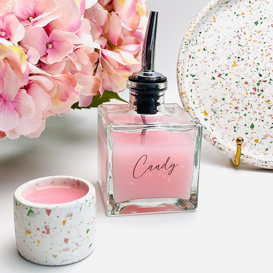 Glass 200Ml Cube Bottles With Medium Flow Metal Pourers - These Luxury Cubes Make Ideal Gifts You Will Also Receive A Tapered Natural Cork
