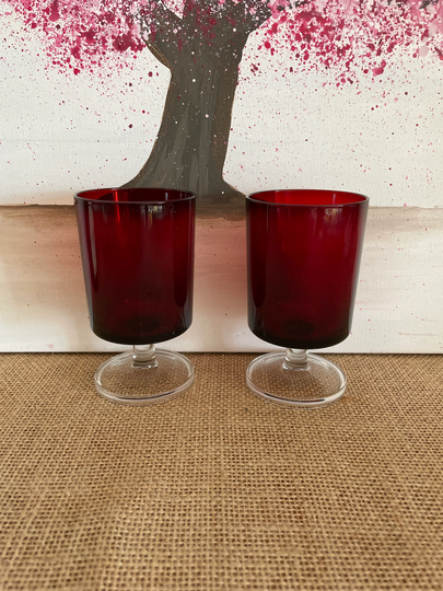 An Original 1950S Set Of 2 Large French Luminarc Cavalier Red Bowl Clear Stem Wine Glasses