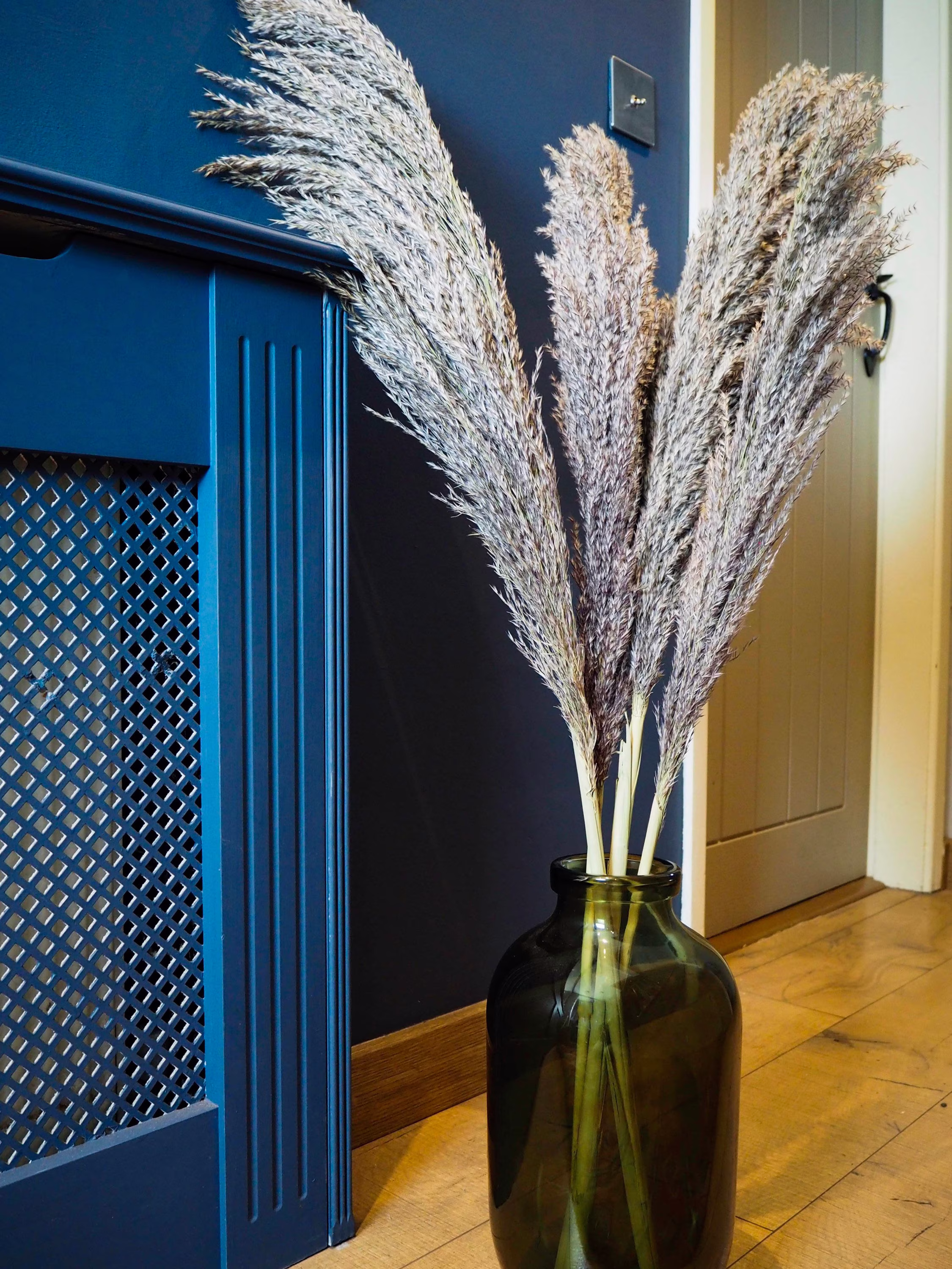 UK Pampas Grass Rustic Mocha Grass Stems
