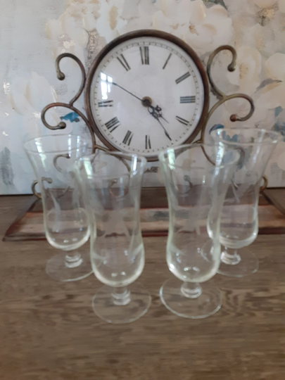 Set Of Antique Etched Glass Flutes. 4 Champagne Antique