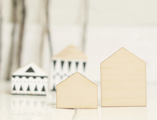 Set Of 2 Pcs - Wooden Houses, House Shape, Natural Wood, Ready To Decorate, Unpainted, Make Your Own Jewelry, Blank Shapes, Blanks, Village