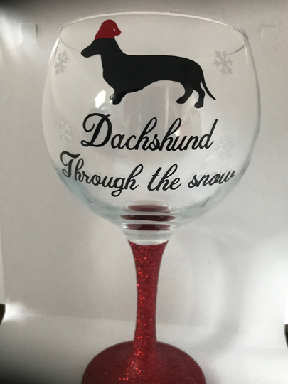 Dachshund Through The Snow Dog Santa Hat Gin Glass Christmas Sparkly Red Glitter Stem Gift