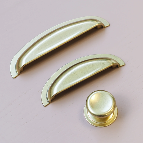96mm & 128mm Antique Brass Shaker Cup Handles | 38mm Knob Kitchens Cabinets Doors Drawers Wardrobes Furniture