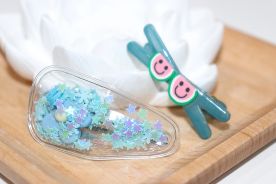 Adorable 2 Piece Set Of Quicksand, Shaker Snap Clip, Girls Hair Accessory, Clips, Filled With Confetti, Confetti Clip