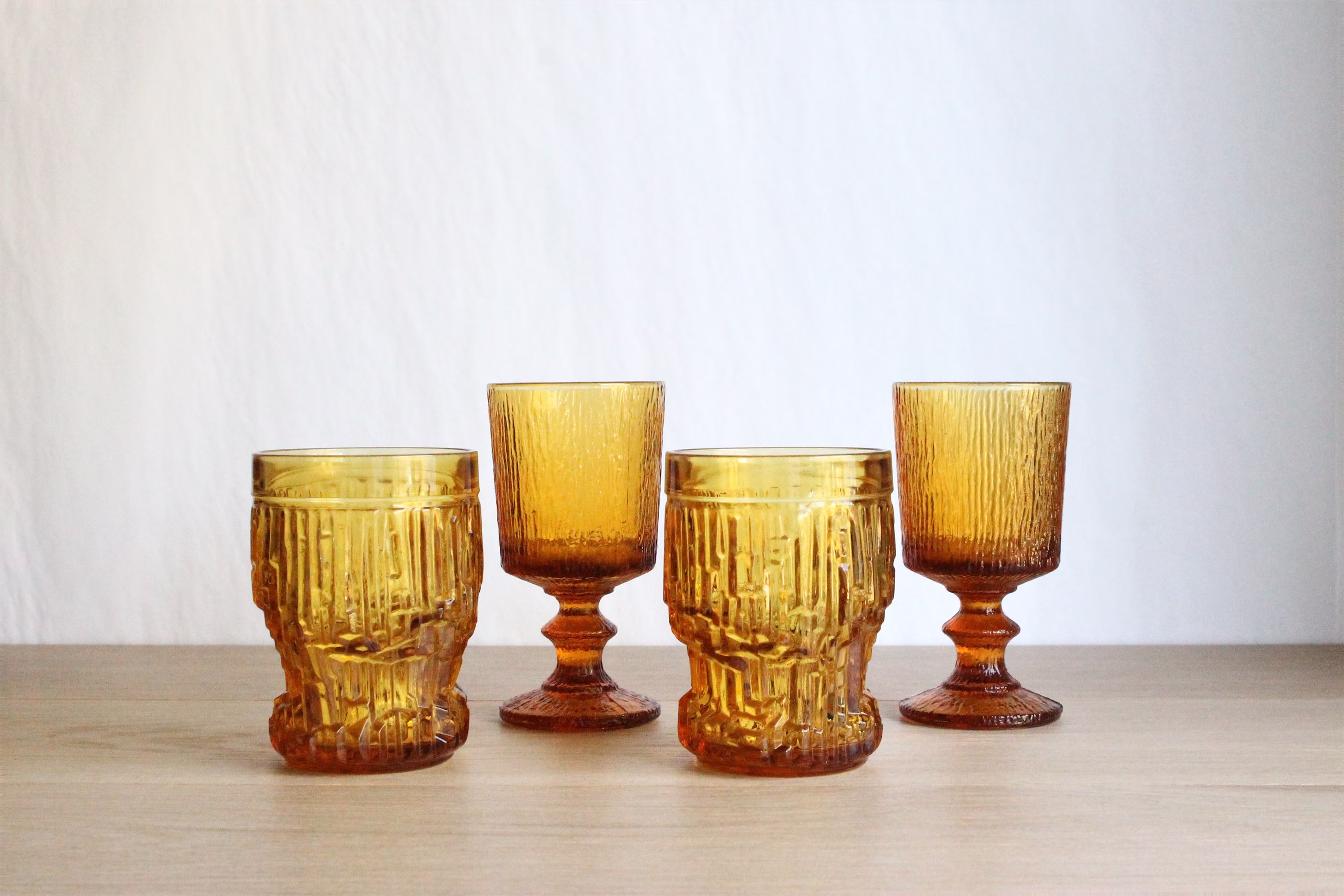 70S Mismatched Textured Amber Drinking Glasses, Set Made Of 2 Small Wine Glasses & Tumblers