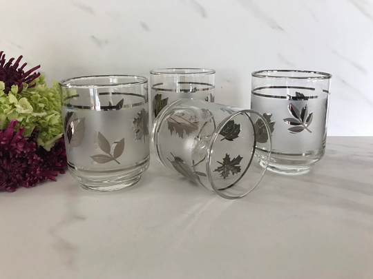 Libbey Vintage Barware Silver Leaf Frosted Cordial, Whiskey Or Juice Glasses. Set Of Four. 1960's