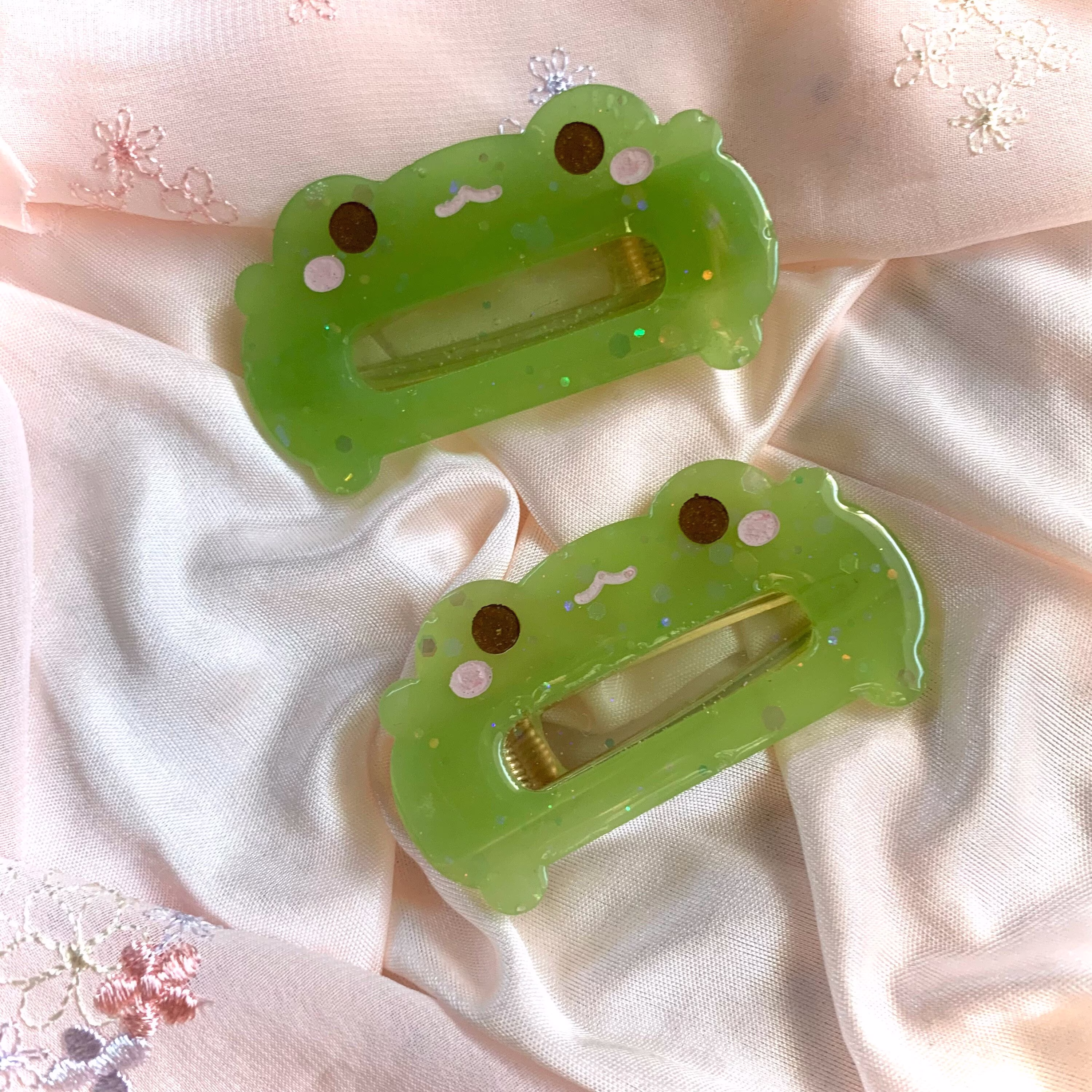 Cute Green Froggy Resin Hair Clip/Frog Barrettes Accessory Charm