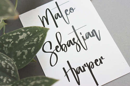 Name Vinyl Sticker, Custom Label, Personalised Decal, Calligraphy Font Handwritten Letter, Wedding Table Plan, Bridesmaid Decal