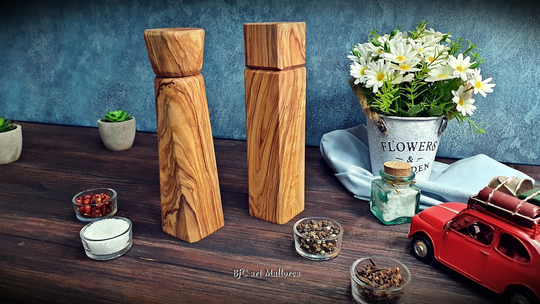 Set Pepper Mill Grinder Olive Wood, Salt & Shaker, Mills For Seasoning, Vintage Handmade