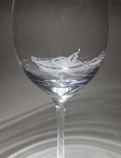 Speed Boat Wine Glass - Yacht Gifts Hand Engraved Personalized Nautical Art Gin Prosecco Glass- Beer